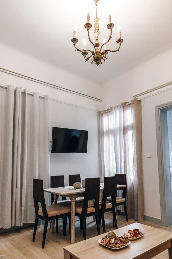 Monastiraki-Psiri, Old Town, 3-Bdr Apt, Sleep 6-10P, Spacious Court Yard Atina Dış mekan fotoğraf