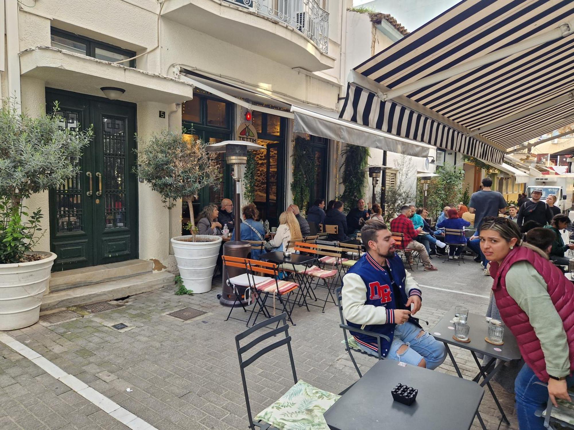 Monastiraki-Psiri, Old Town, 3-Bdr Apt, Sleep 6-10P, Spacious Court Yard Atina Dış mekan fotoğraf