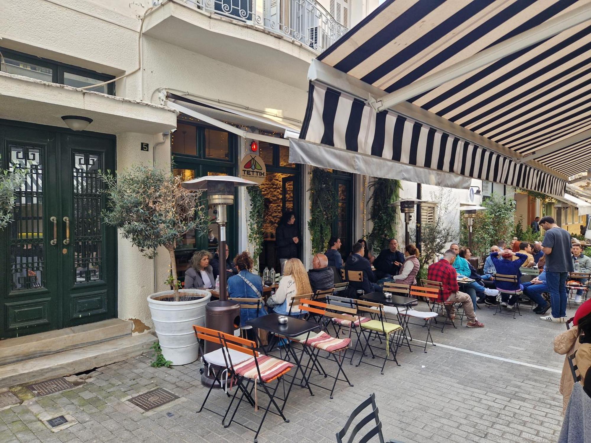 Monastiraki-Psiri, Old Town, 3-Bdr Apt, Sleep 6-10P, Spacious Court Yard Atina Dış mekan fotoğraf